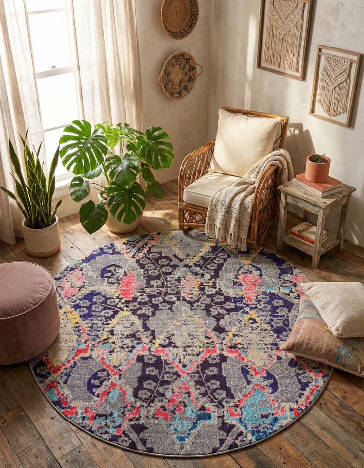 Detail image of 6' x 6' Washable Mesa Round Rug