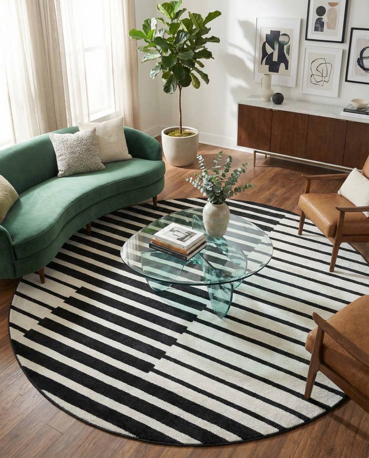 Detail image of 10' x 10' Oslo Round Rug