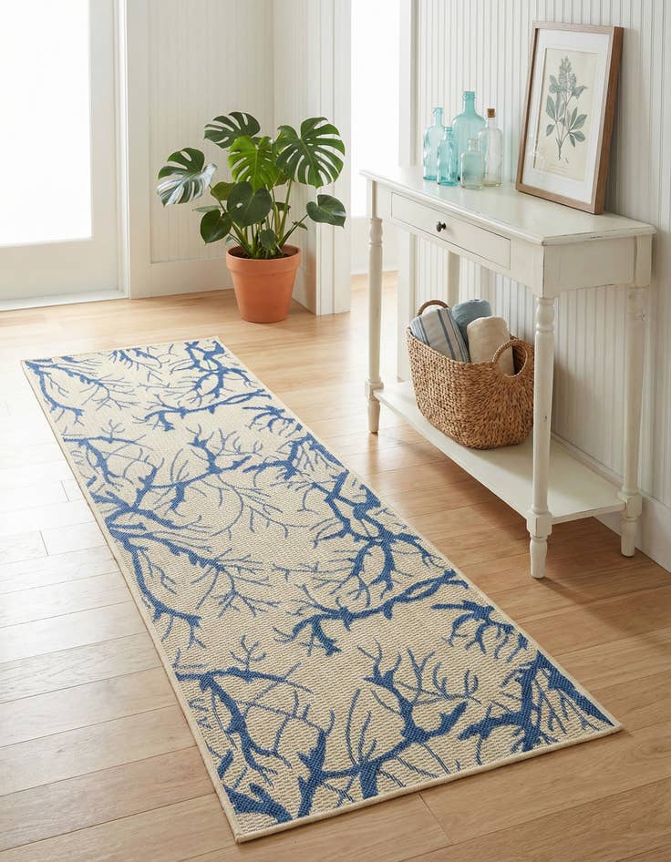 Detail image of 2' x 6' Easy-Clean Botanical Indoor / Outdoor Runner Rug