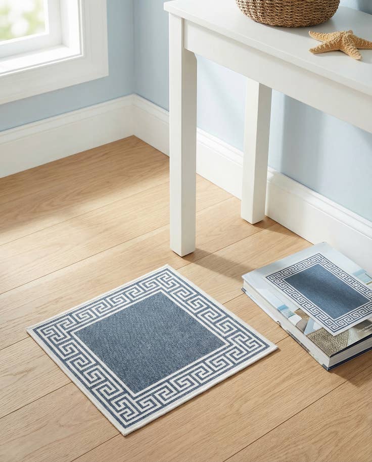 Detail image of 1' 3 x 1' 3 Easy-Clean Coastal Indoor / Outdoor Sample Rug