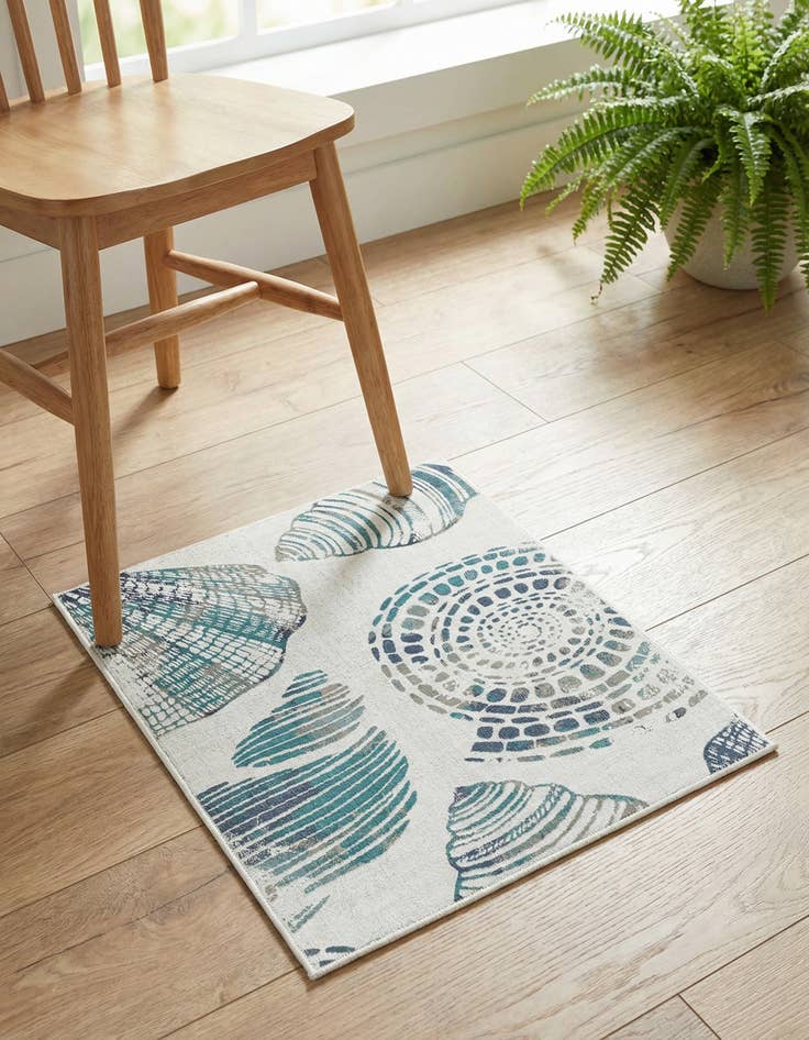 Detail image of 1' 3 x 1' 3 Washable Coastal Indoor / Outdoor Sample Rug