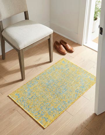 2' x 3' Easy-Clean Jill Zarin Dubai Indoor / Outdoor Rug