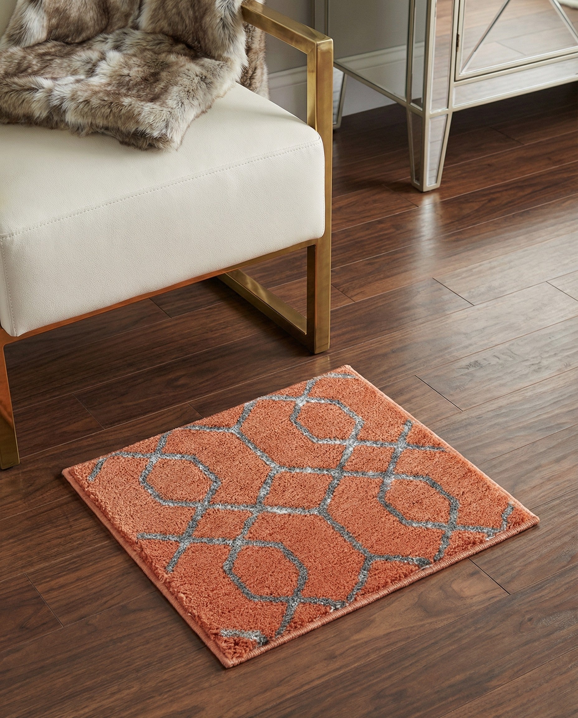 1' 4 x 1' 4 Marilyn Monroe™ Glam Trellis Sample Rug