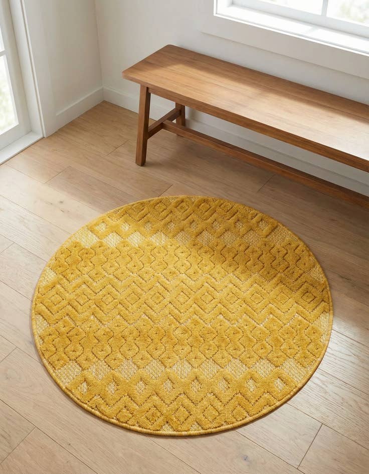 Detail image of 3' x 3'  Washable Trellis Textured Indoor / Outdoor Round Rug