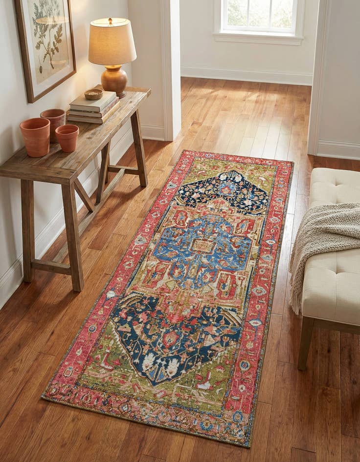 Detail image of 2' 7 x 7' Easy-Clean Traditional Indoor / Outdoor Runner Rug