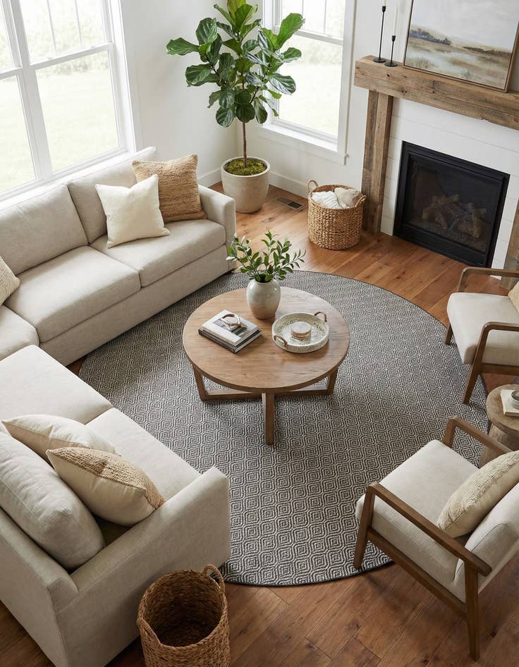 Detail image of 12' x 12'  Washable Trellis Indoor / Outdoor Round Rug