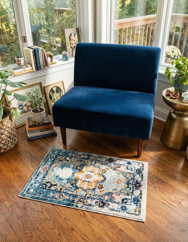 Detail image of 2' x 3' Madeline Vintage Rug