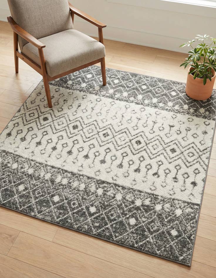 Detail image of 5' 3 x 5' 3 Moroccan Trellis Square Rug