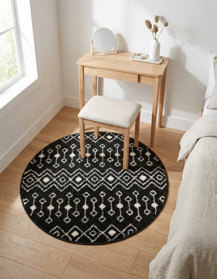 Detail image of 3' x 3' Moroccan Trellis Round Rug