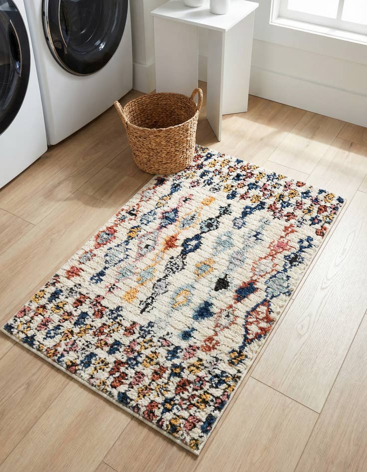 Detail image of 2' 2 x 3' Morocco Rug