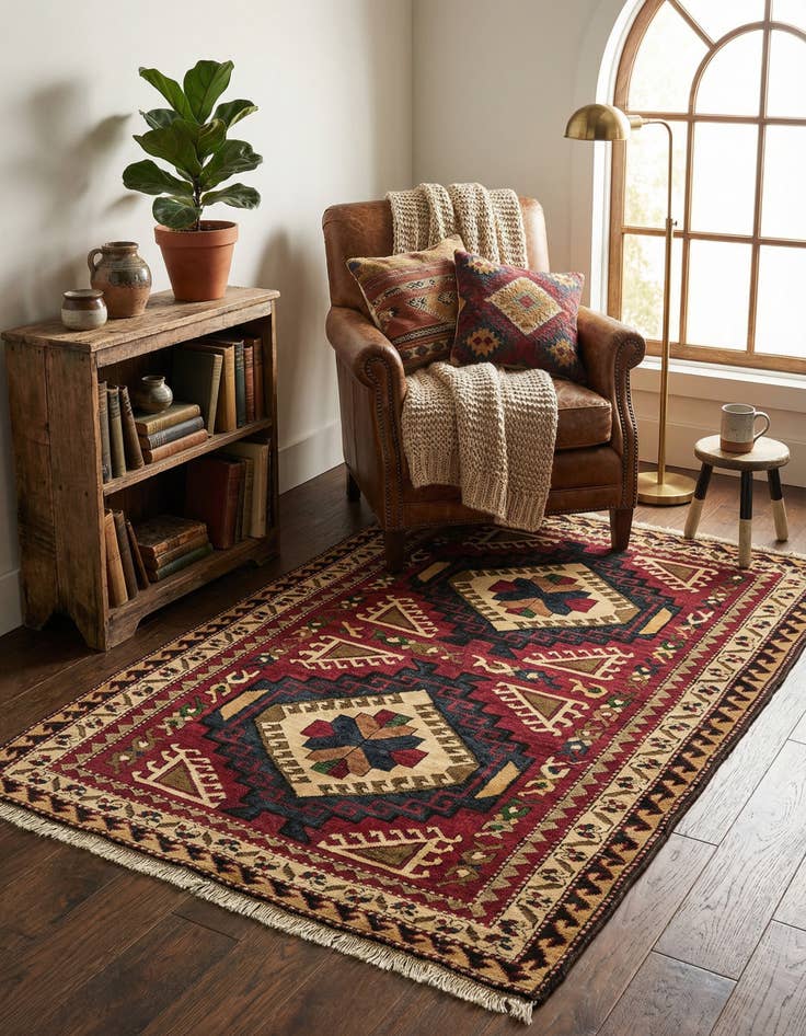 Detail image of 3' 10 x 5' 4 Hand Knotted Kars Wool Rug