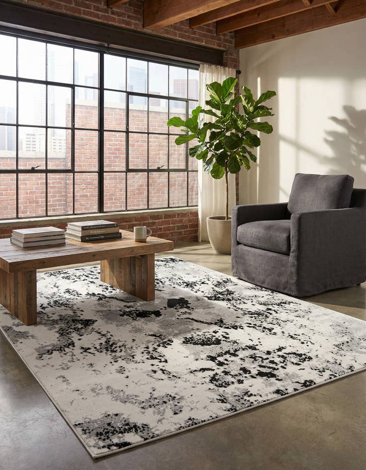 Detail image of 4' 1 x 6' 1 Milano Rug