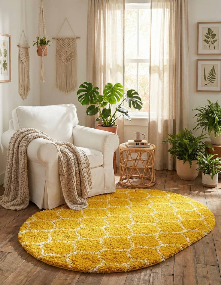 Detail image of  4' x 6' Lattice Shag Oval Rug