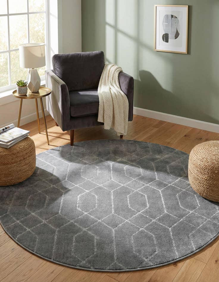 Detail image of 5' 3 x 5' 3  Marilyn Monroe&trade; Glam Trellis Round Rug