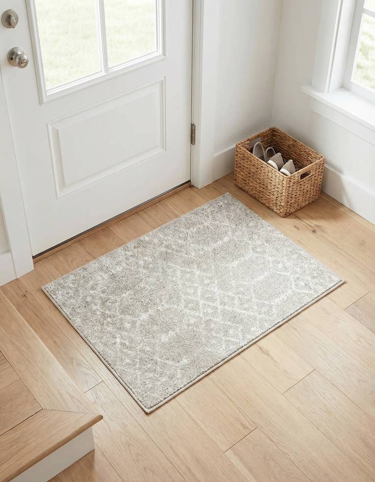 Detail image of 2' x 3' Paxon Trellis Rug