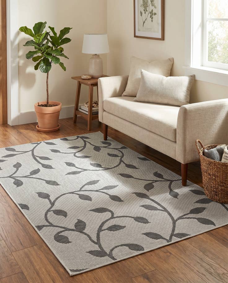 Detail image of 3' 3 x 5' Easy-Clean Botanical Indoor / Outdoor Rug