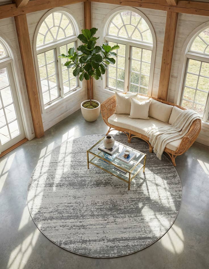 Detail image of 7' 10 x 7' 10 Angelica Round Rug