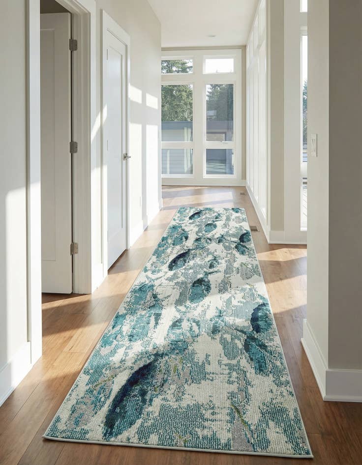 Detail image of 2' 7 x 10' Washable Amalfi Runner Rug