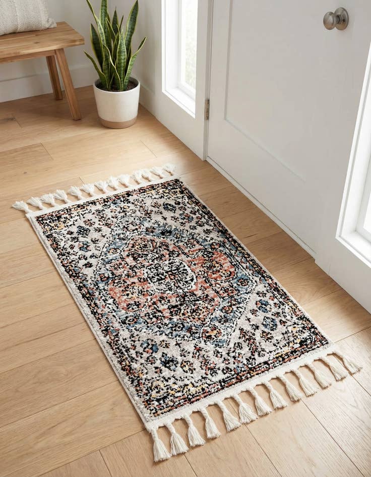 Detail image of 2' x 3' Aramis Rug