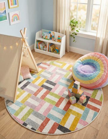 5' 3 x 5' 3 Checkered Whimsy Kids Round Rug