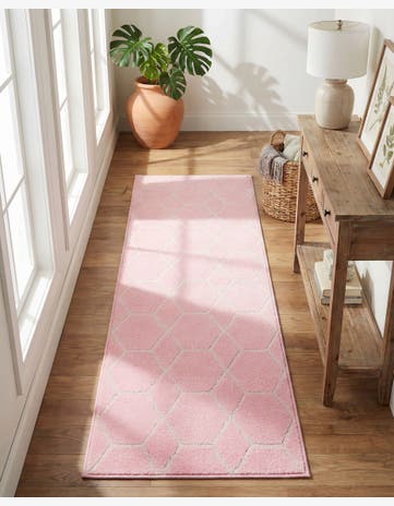 Light Pink Lattice Frieze Runner Rug
