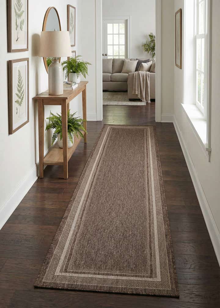 2' 7 x 12' Easy-Clean Border Indoor / Outdoor Runner Rug