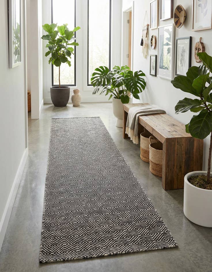 Detail image of 2' 7 x 12'  Hand Woven Geo Trellis Flatweave Runner Rug