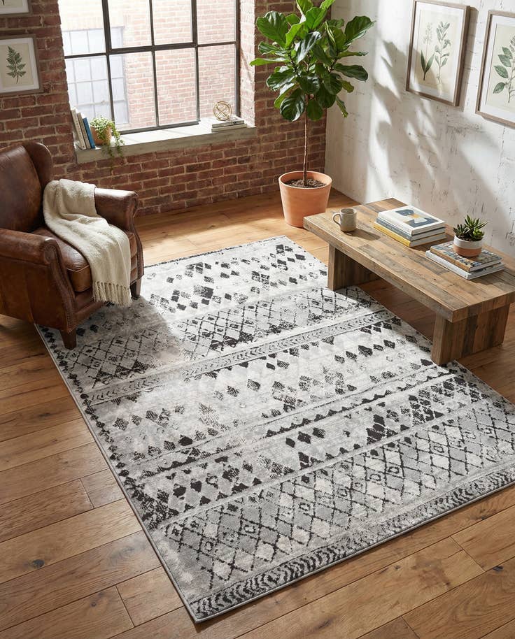 Detail image of 4' x 6' Leipzig Rug