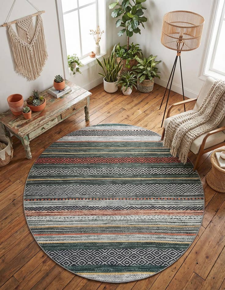 Detail image of 6' x 6'  Washable Yara Round Rug