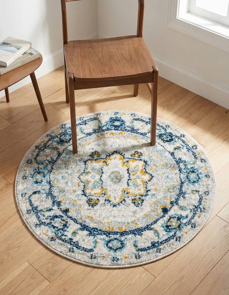 Detail image of 3' x 3' Madeline Vintage Round Rug