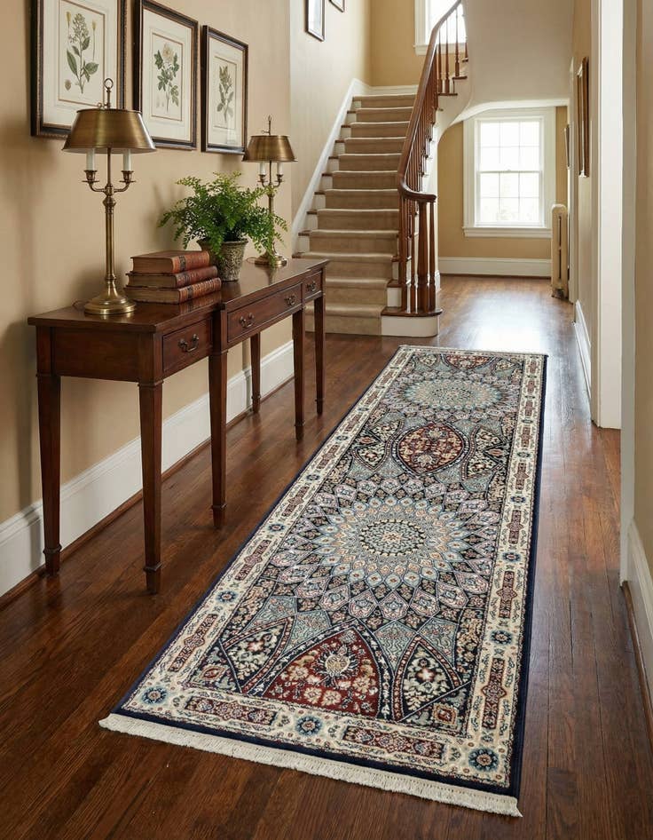 Detail image of 2' 7 x 9' Nain Design Runner Rug