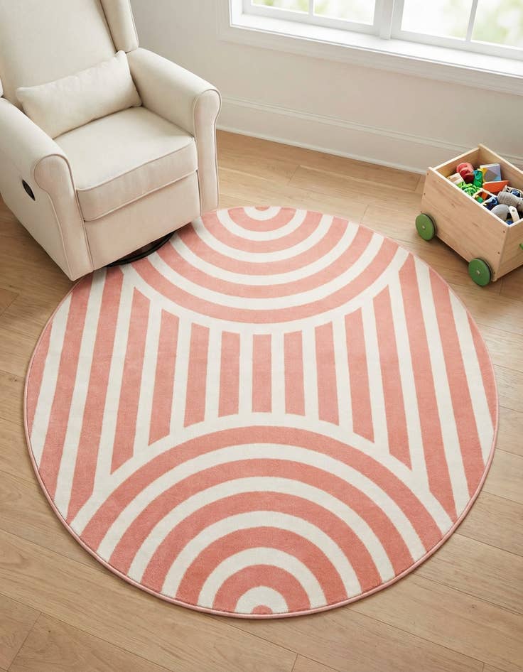 Detail image of 5' 3 x 5' 3 Whimsy Kids Round Rug