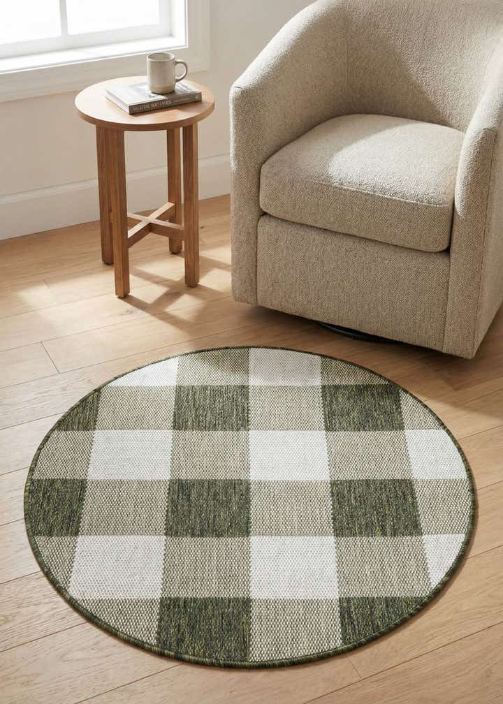 3' x 3' Easy-Clean Checkered Indoor / Outdoor Round Rug