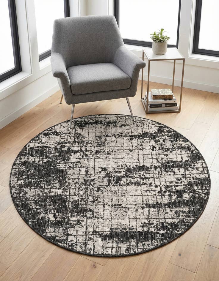 Detail image of 4' x 4' Easy-Clean Modern Indoor / Outdoor Round Rug
