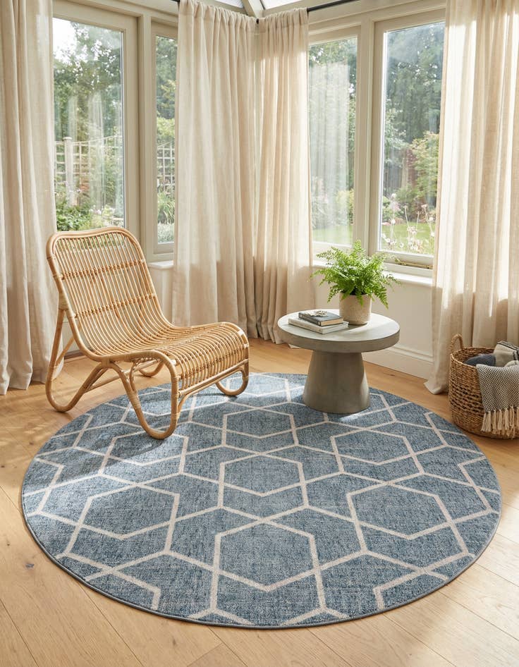 Detail image of 7' x 7' Eco Trellis Round Rug
