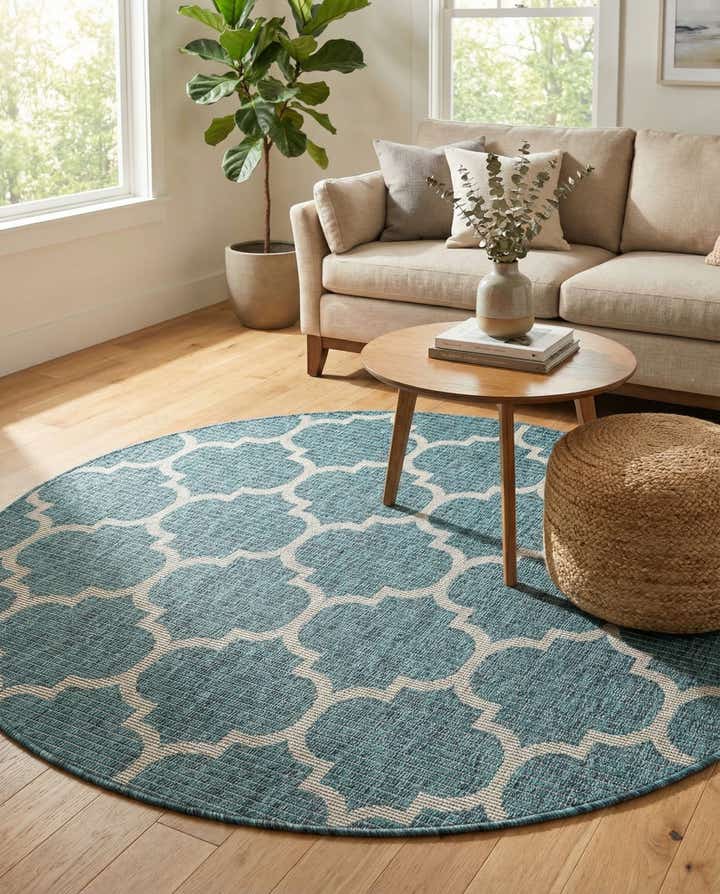5' 3 x 5' 3 Easy-Clean Lattice Indoor / Outdoor Round Rug