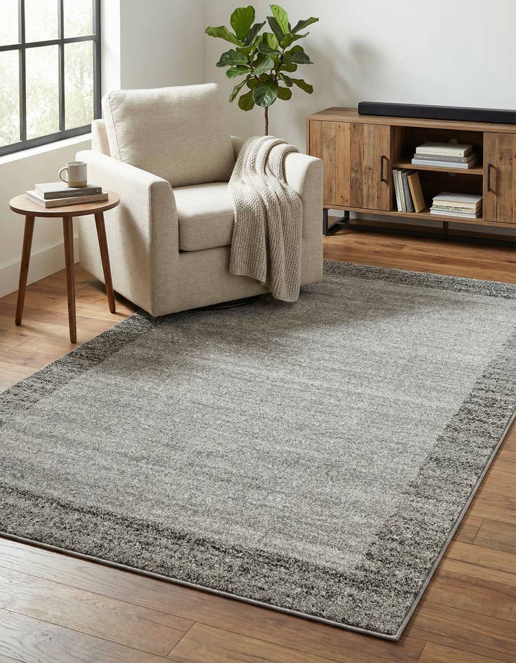 Detail image of 4' x 6' Angelica Rug