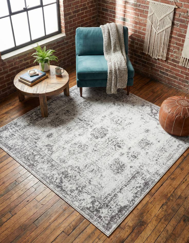 Detail image of 6' x 6' Monte Carlo Square Rug