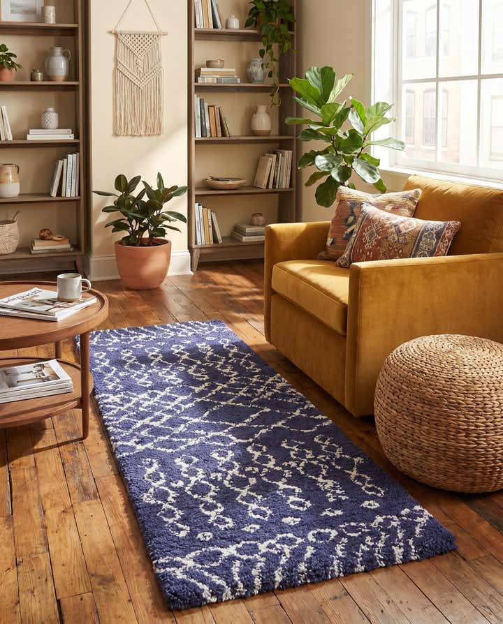 2' 7 x 6' Moroccan Shag Runner Rug
