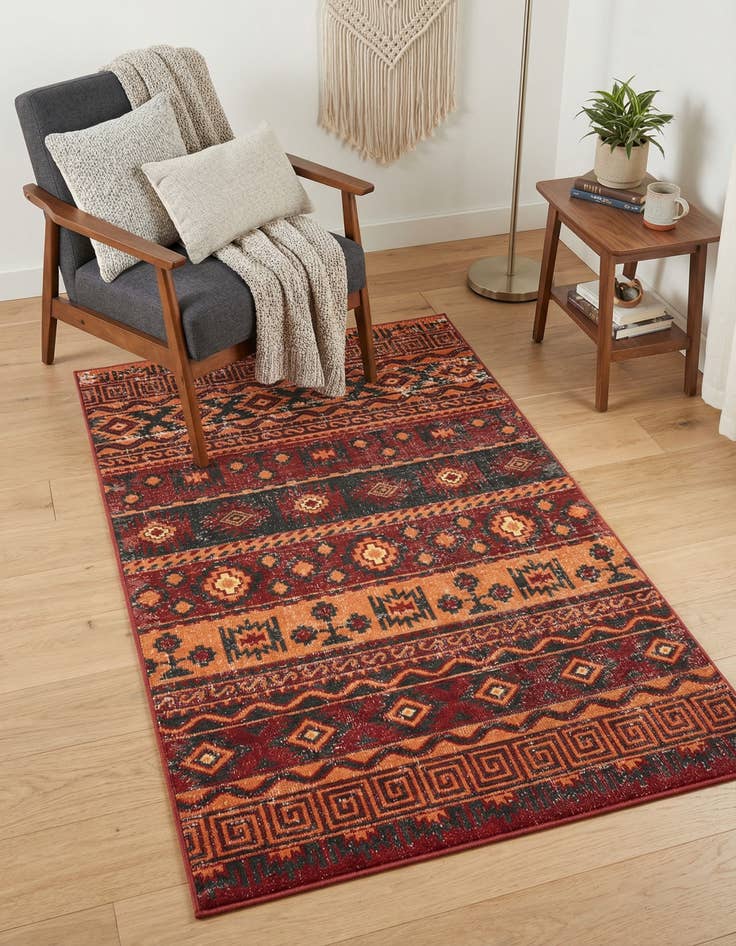 Detail image of 3' 3 x 5' 3 Lucerne Rug