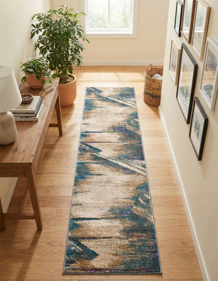 Detail image of 2' x 8' Delilah Runner Rug