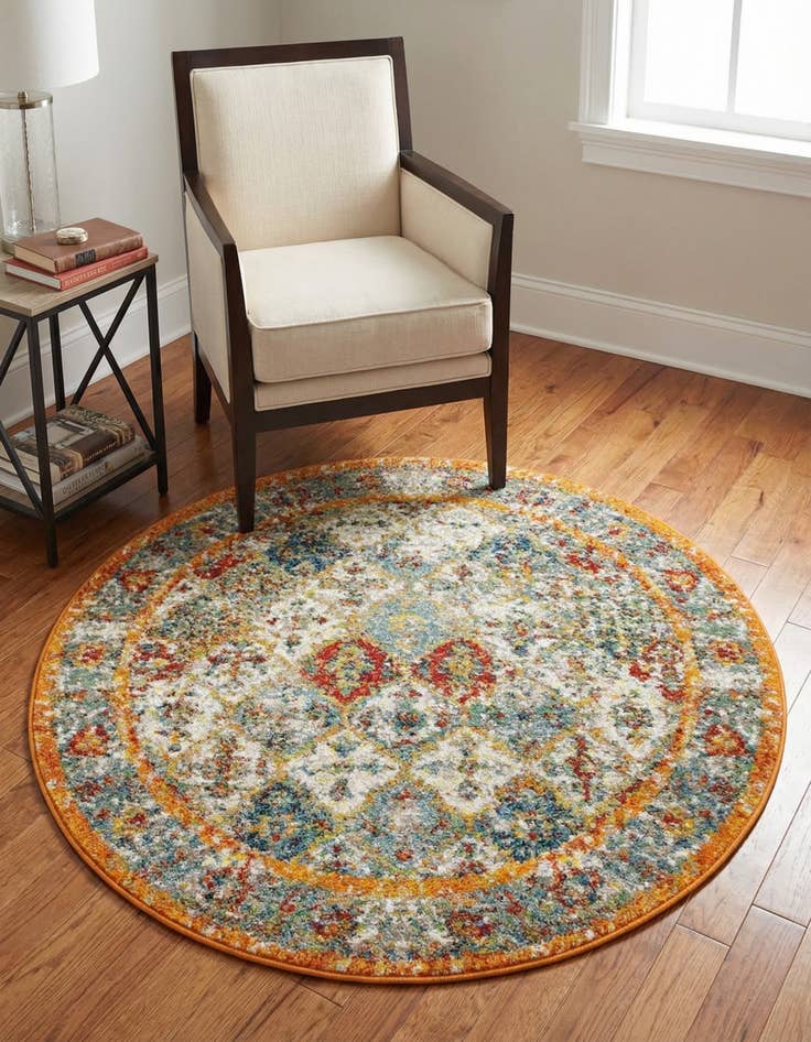 Detail image of 4' x 4' Venice Round Rug
