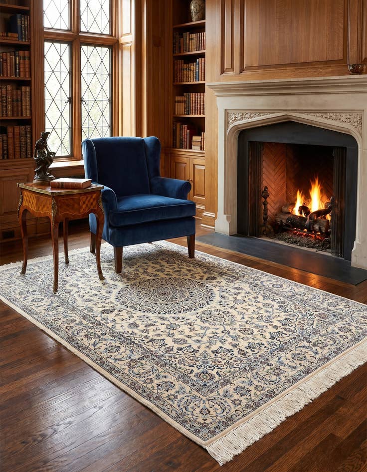 Detail image of 4' 10 x 7' 9 Nain Rug