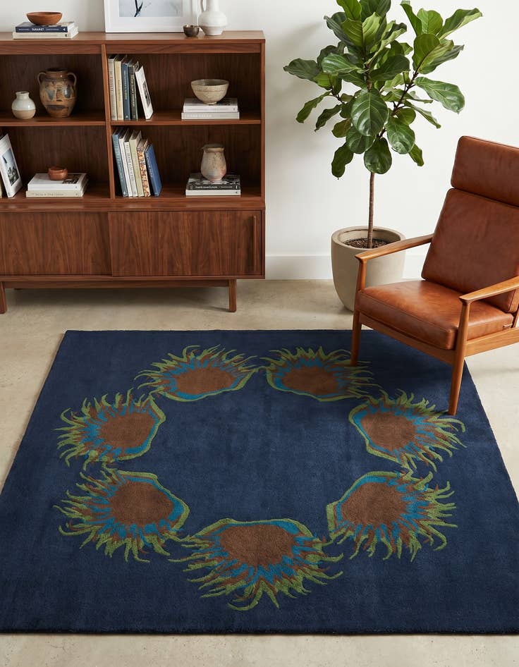 Detail image of 7' 7 x 7' 7 Luna Square Rug