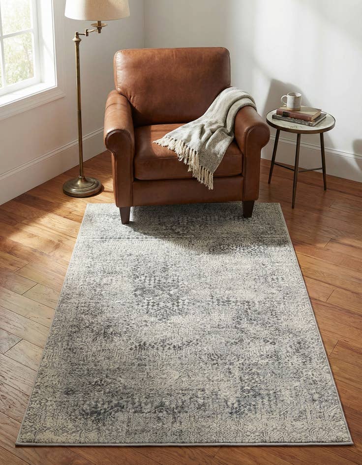 Detail image of 3' 3 x 5' 3 Finsbury Rug