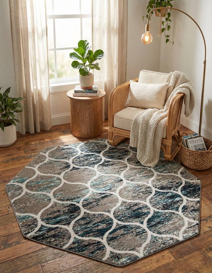 Detail image of 7' x 7' Trellis Frieze Octagon Rug