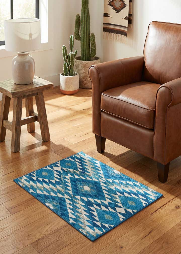 2' x 3' Easy-Clean Southwestern Indoor / Outdoor Rug