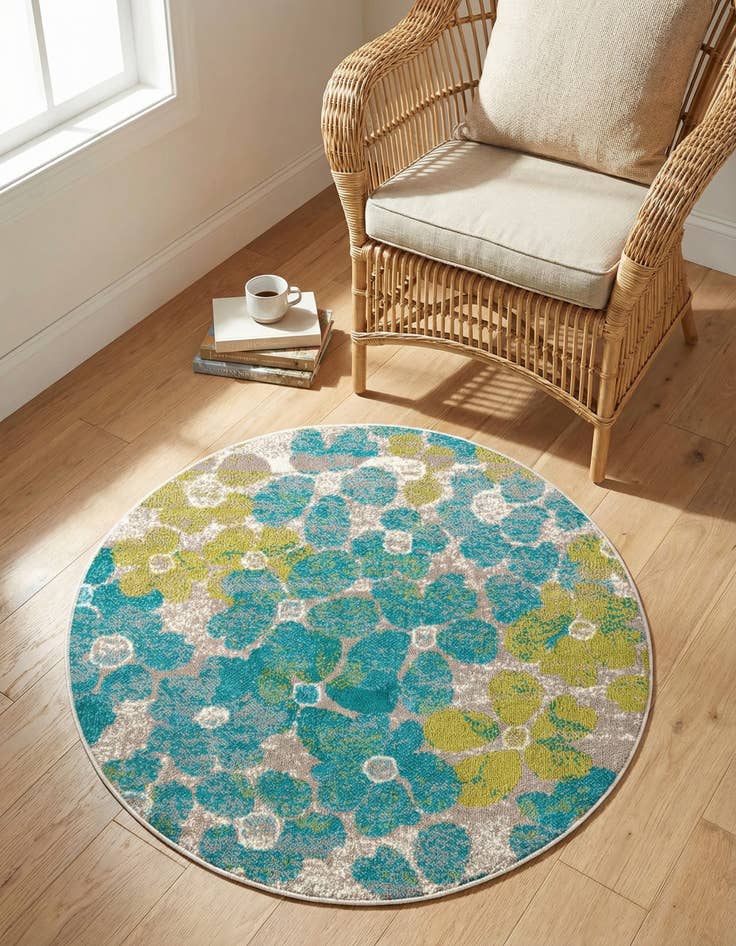 Detail image of 3' x 3' Azalea Round Rug