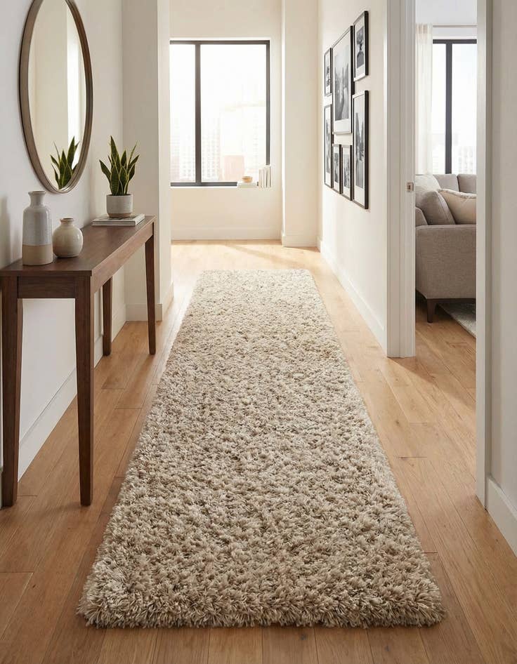 Detail image of 2' 7 x 12' Marilyn Monroe&trade; Shag Runner Rug