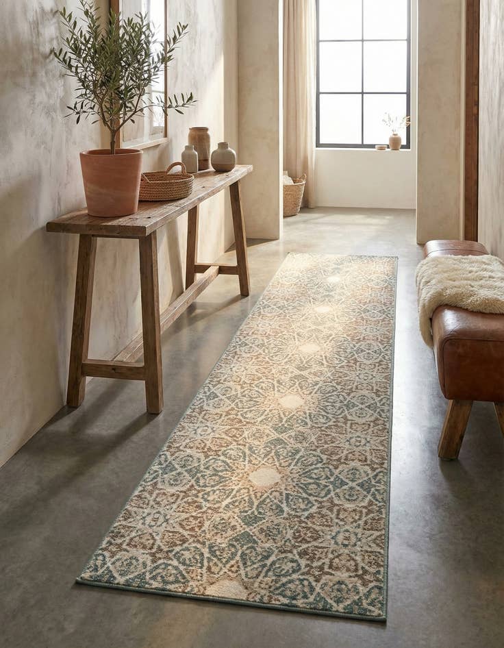 Detail image of 2' 7 x 10' Sahara Runner Rug